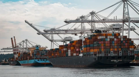 Terminal aduanera y corredor comercial transfronterizo en África